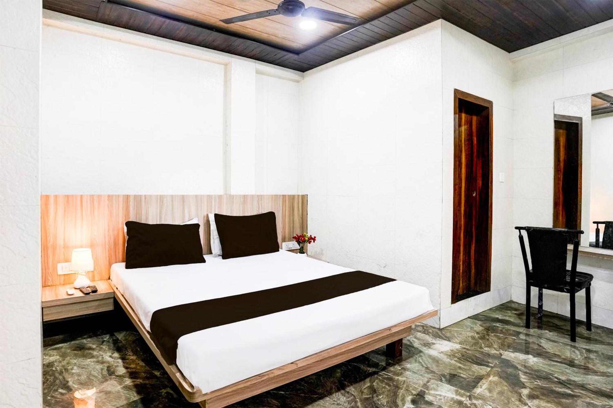 Super Hotel O Dombivali Formerly Pk Lodging Dombivli Eksteriør billede